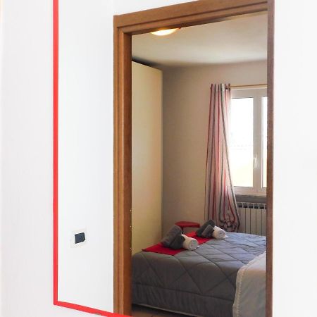 La Perla Rossa Apartment Arcola Bagian luar foto